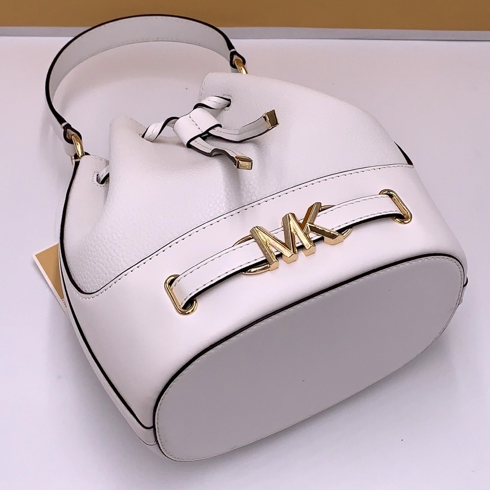 MICHAEL KORS  Reed Medium Pebbled Leather Bucket Bag Optic White NWT - Picture 5 of 16